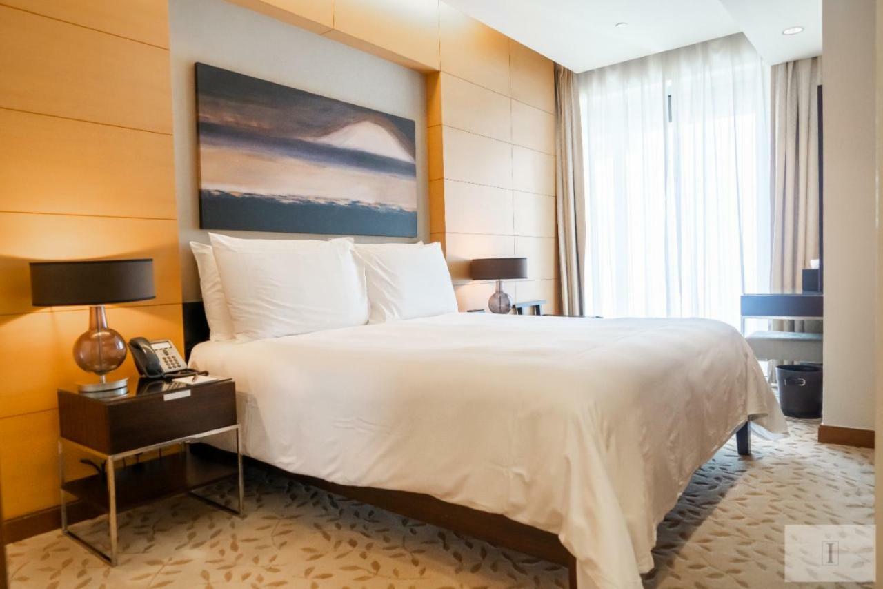 Deluxe - Address Dubai Mall - The Residence Екстериор снимка